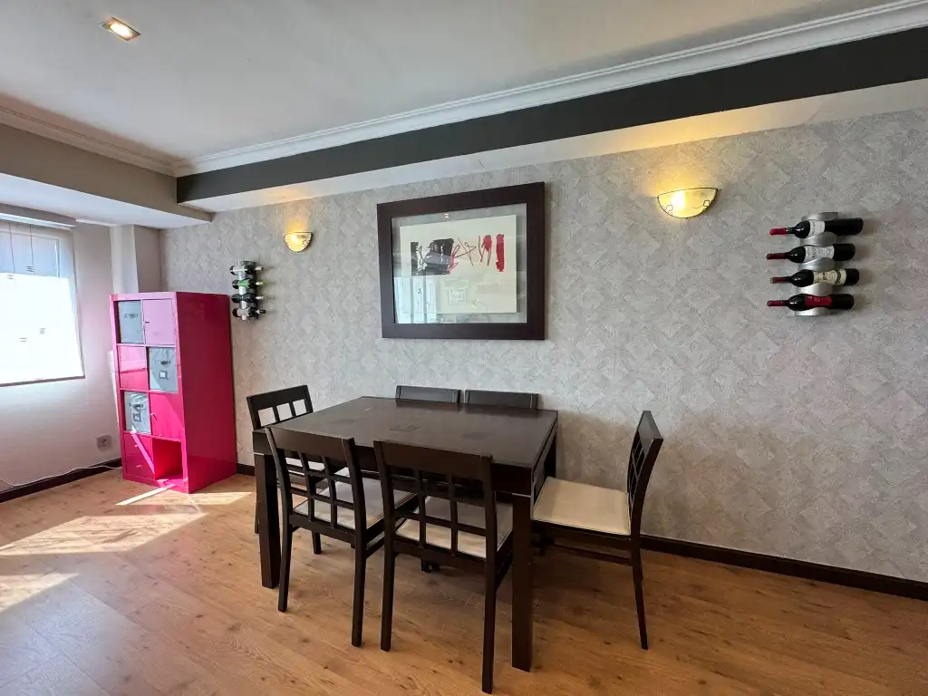 Comedor de Piso en venta en Gijón  con Calefacción, Parquet y Horno