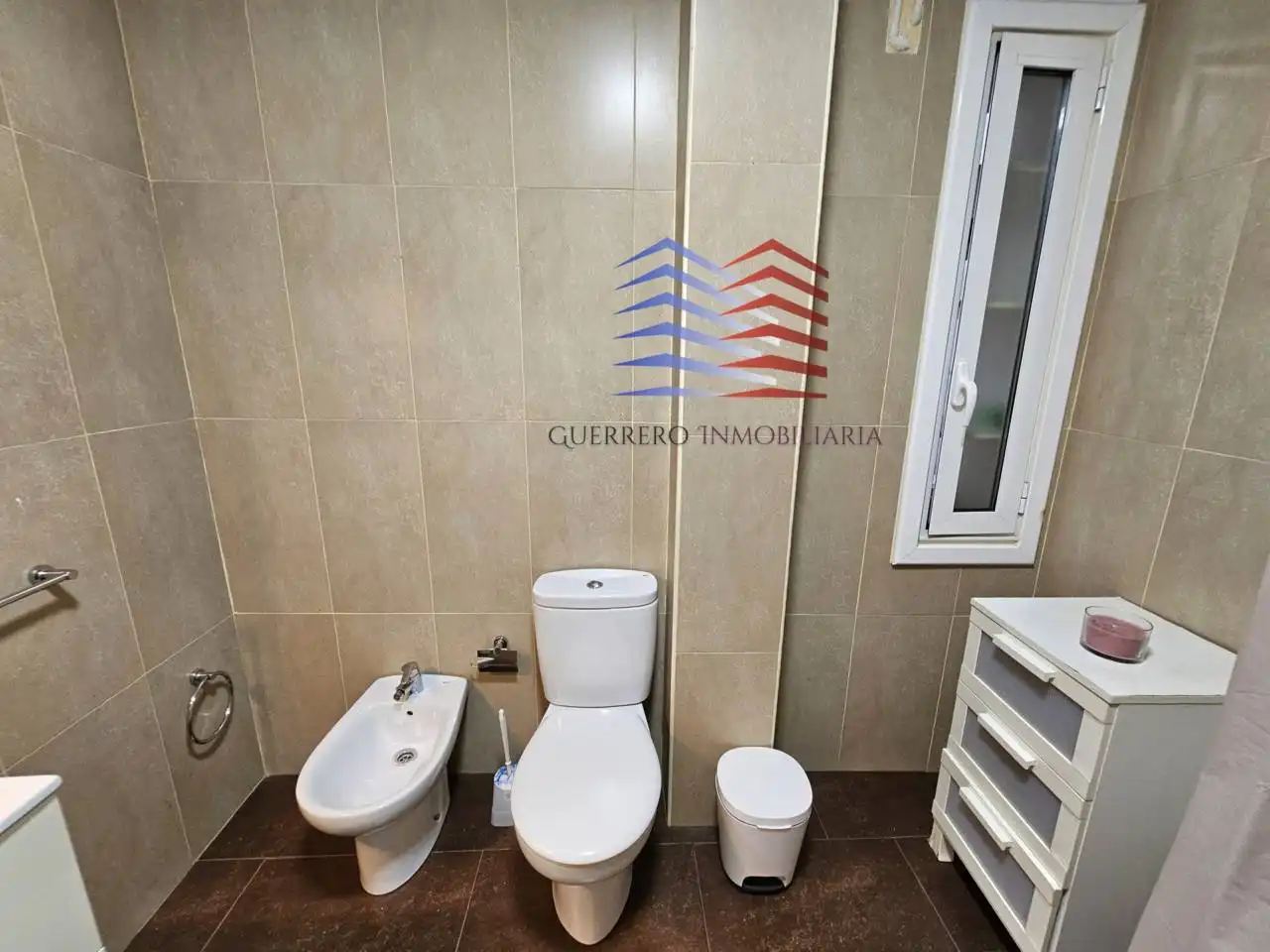 Bathroom of Flat for rent in Ourense Capital   with Heating, Furnished and Balcony