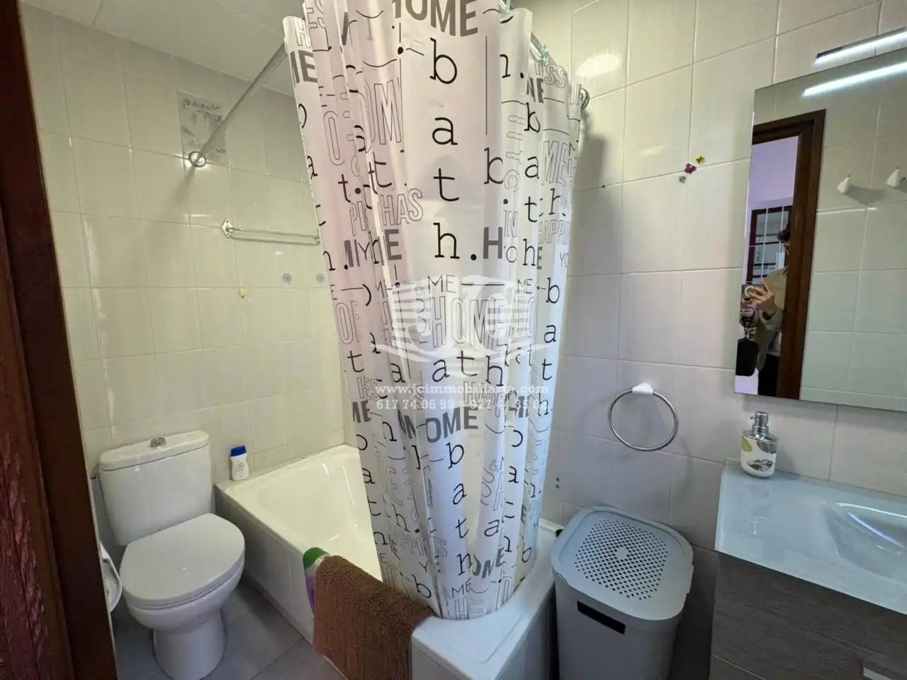 Bany de Casa o xalet en venda en Tortosa amb Aire condicionat, Jardí privat i Parquet