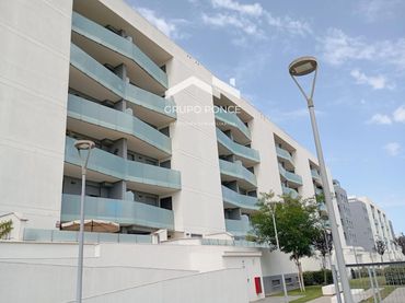 Pis amb piscina en venda a JOSE MANUEL CABALLERO BONAL