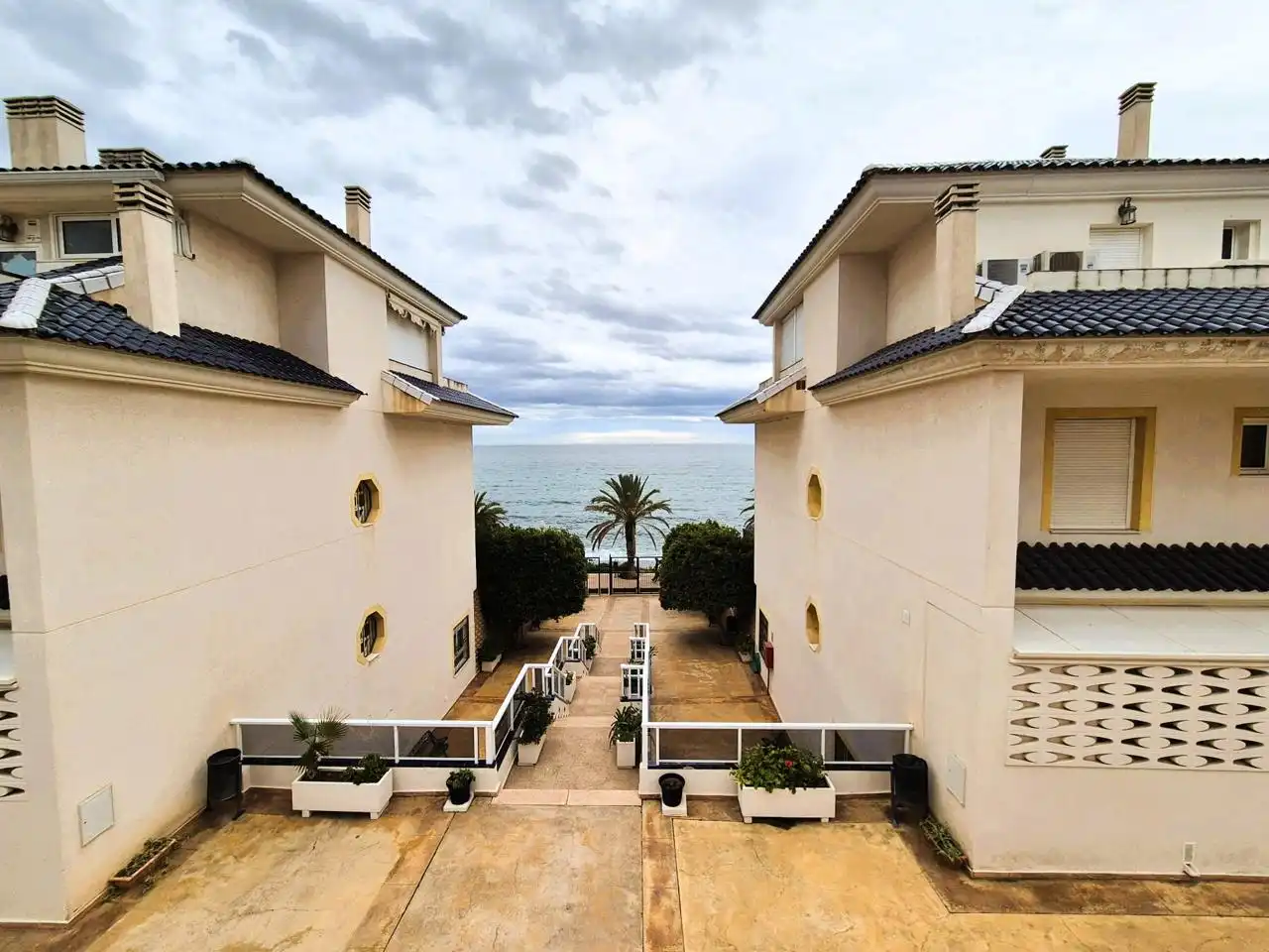 Dormitori de Casa o xalet en venda en Alicante / Alacant amb Aire condicionat, Jardí privat i Terrassa