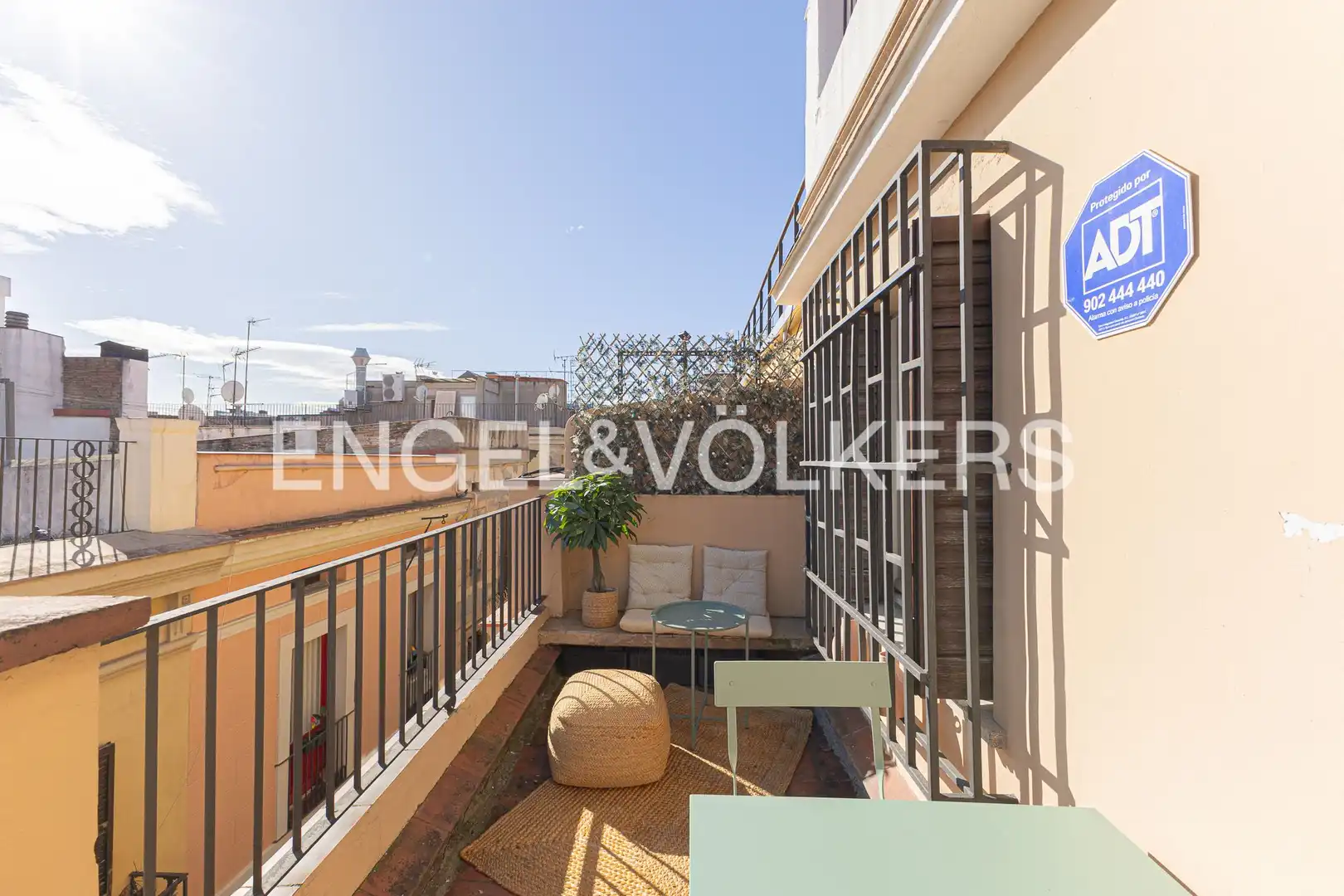 Terraza de Ático en venta en Barcelona con Calefacción y Parquet