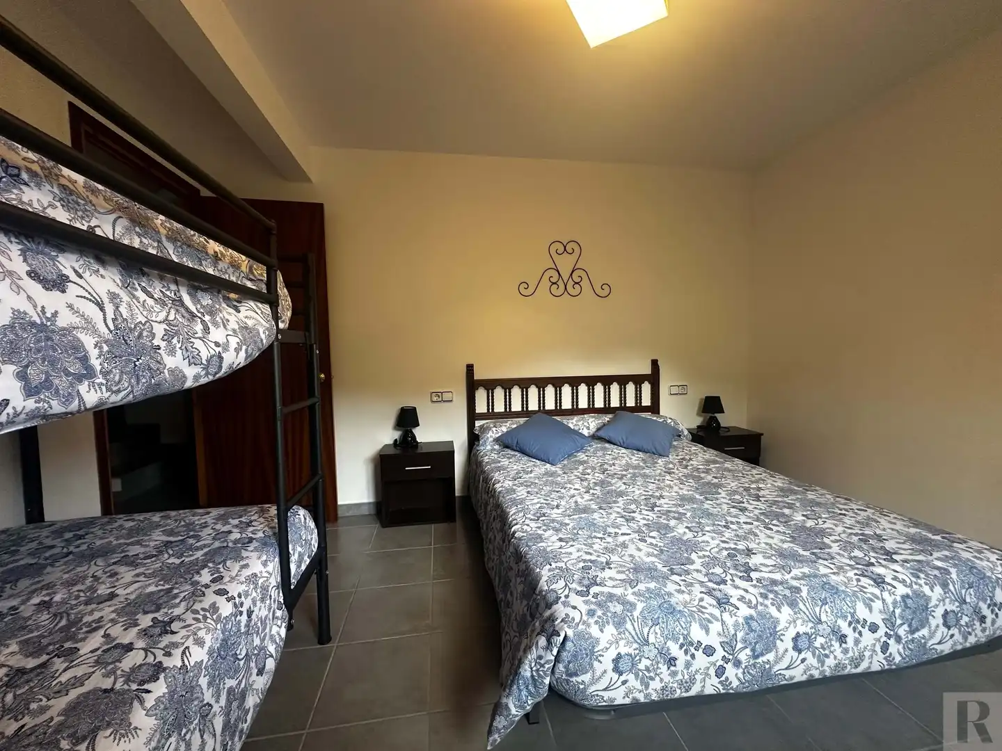 Schlafzimmer von Einfamilien-Reihenhaus zur Miete in Vallcebre mit Heizung und Terrasse