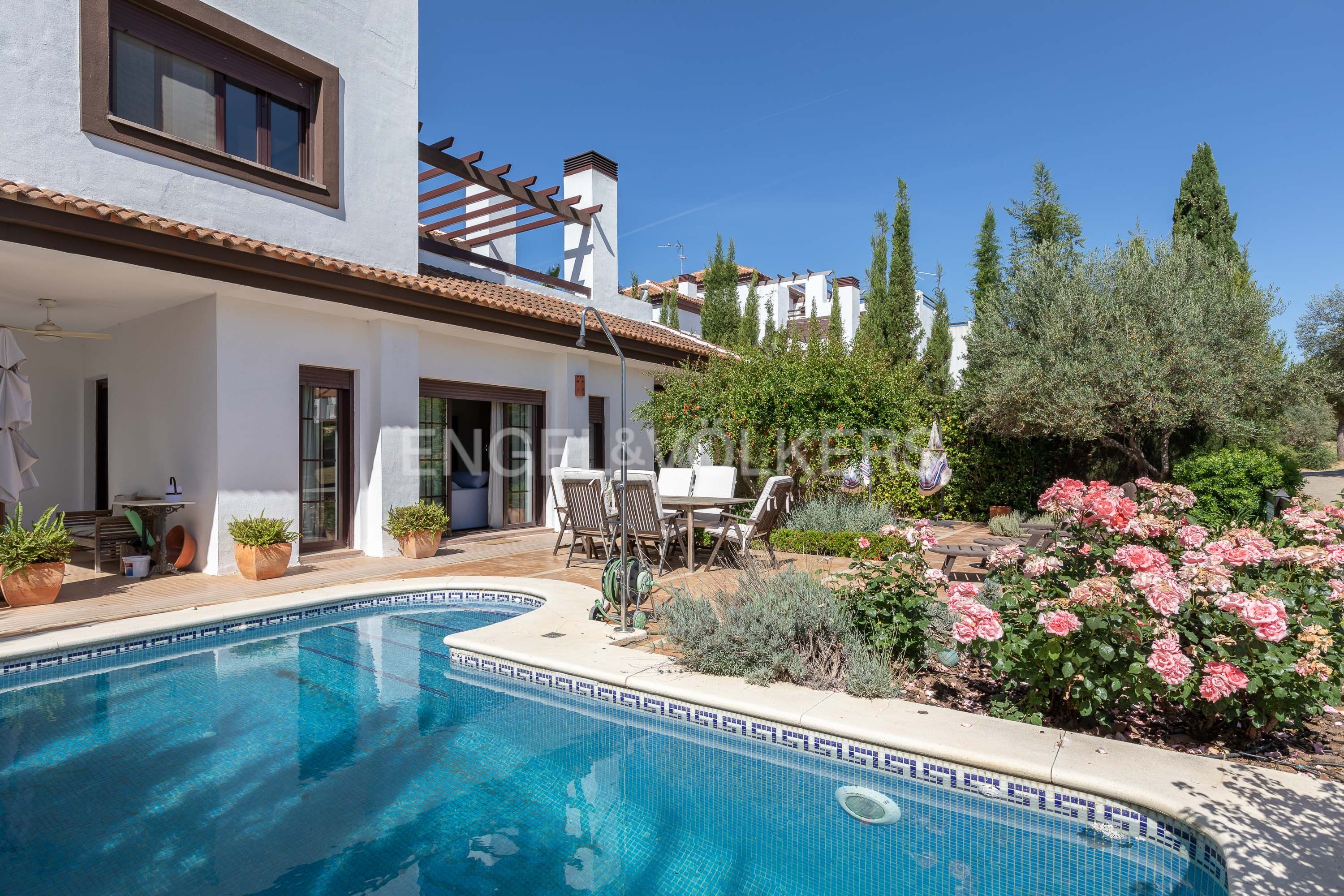 Garden of House or chalet for sale in Guillena  with Air Conditioner, Heating and Private garden