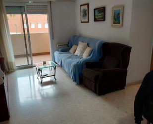 Sala d'estar de Pis en venda en Santa Coloma de Cervelló amb Aire condicionat i Balcó