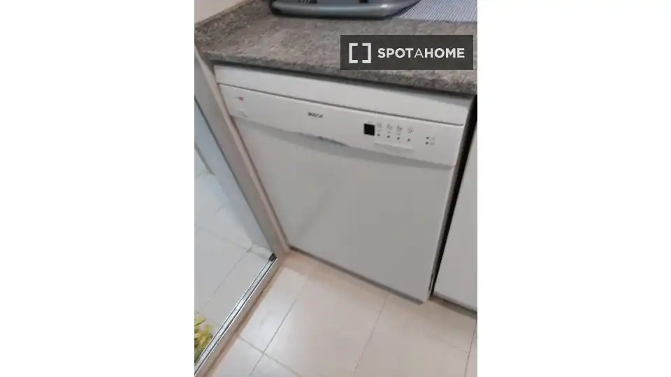 Exterior view of Flat for rent in Paterna  with Air Conditioner, Heating and Furnished