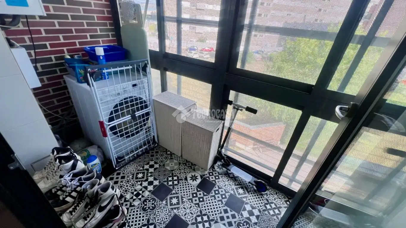 Terraza de Piso en venta en Alcalá de Henares con Terraza