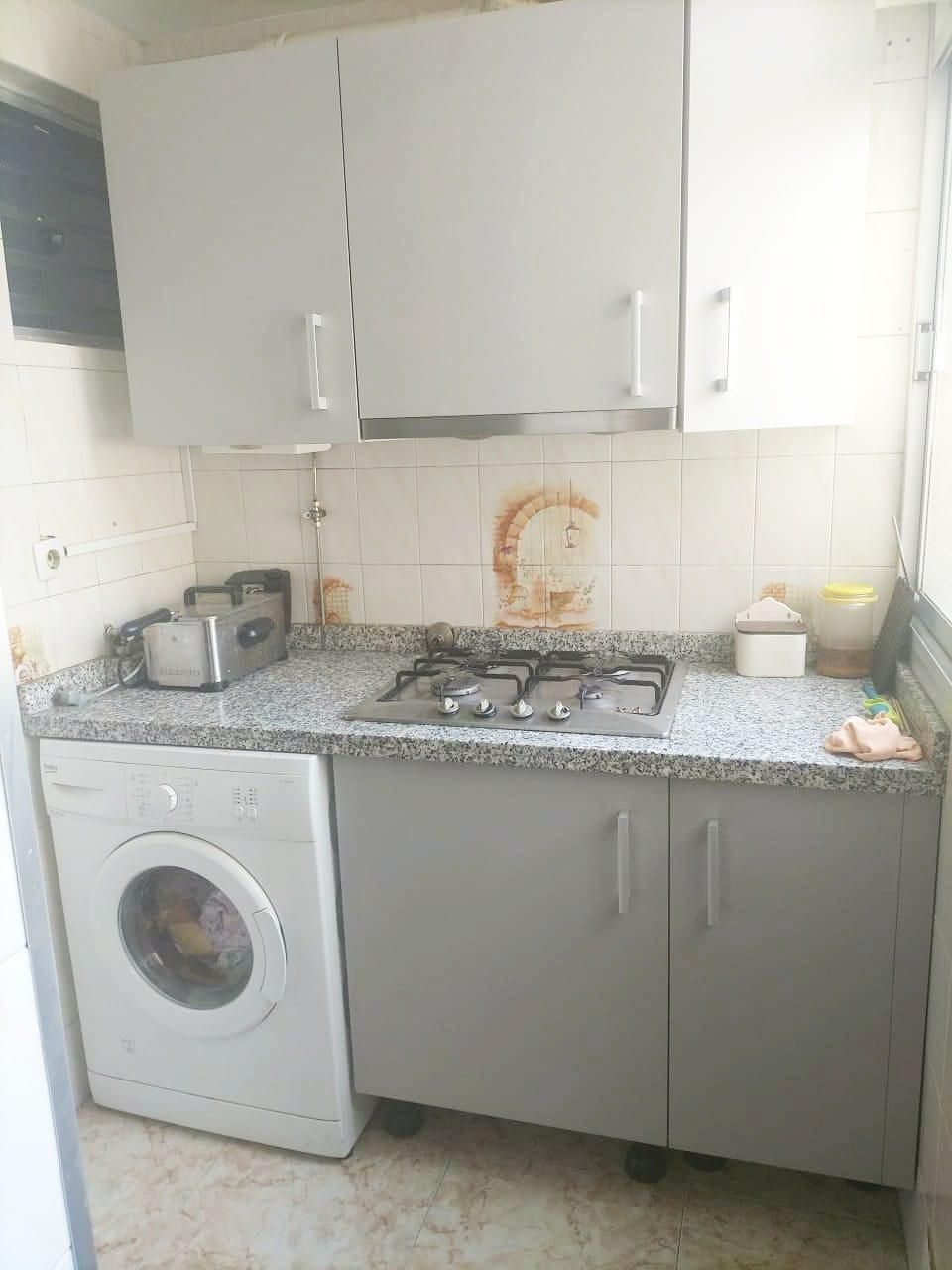 Kitchen of Flat for sale in  Sevilla Capital