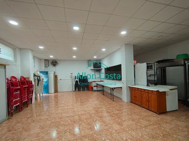 Local comercial en venda a Centro Urbano