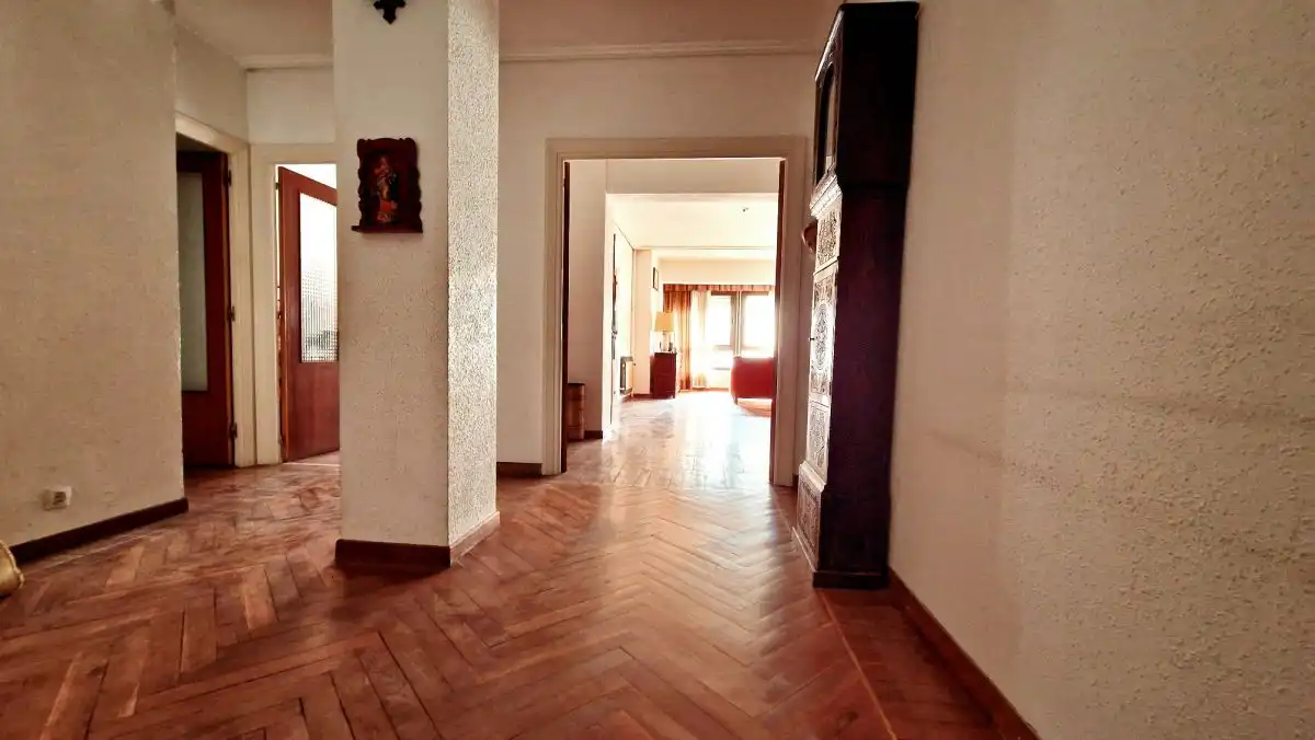 Piso con terraza en venta en MENENDEZ PELAYO, imagen 10