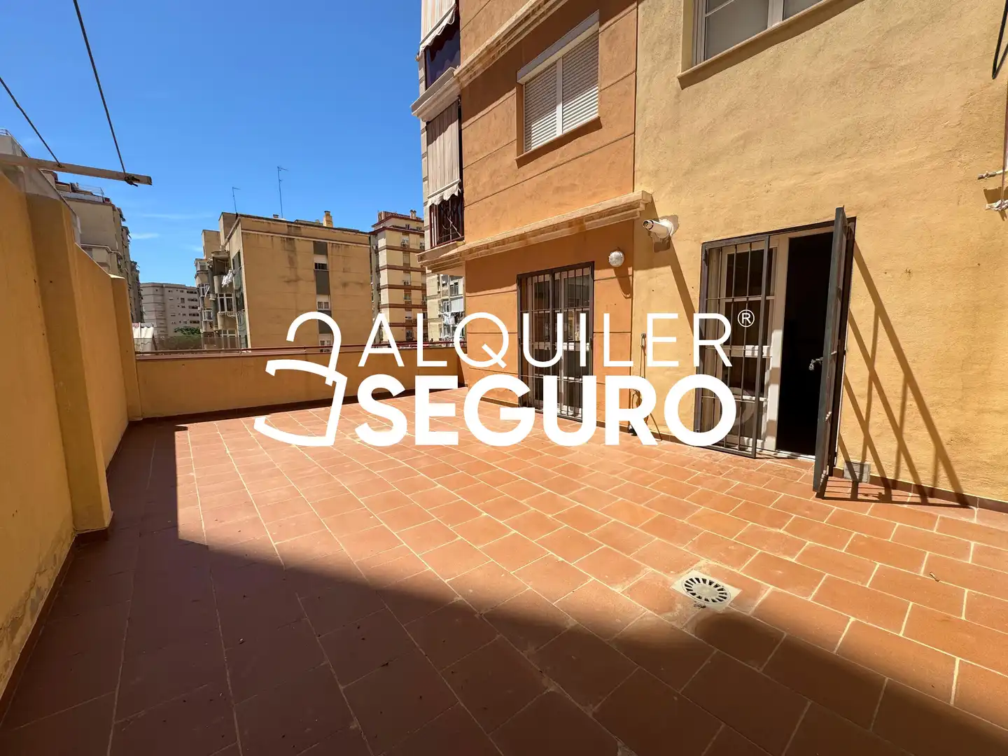 Außenansicht von Wohnung zur Miete in Málaga mit Terrasse