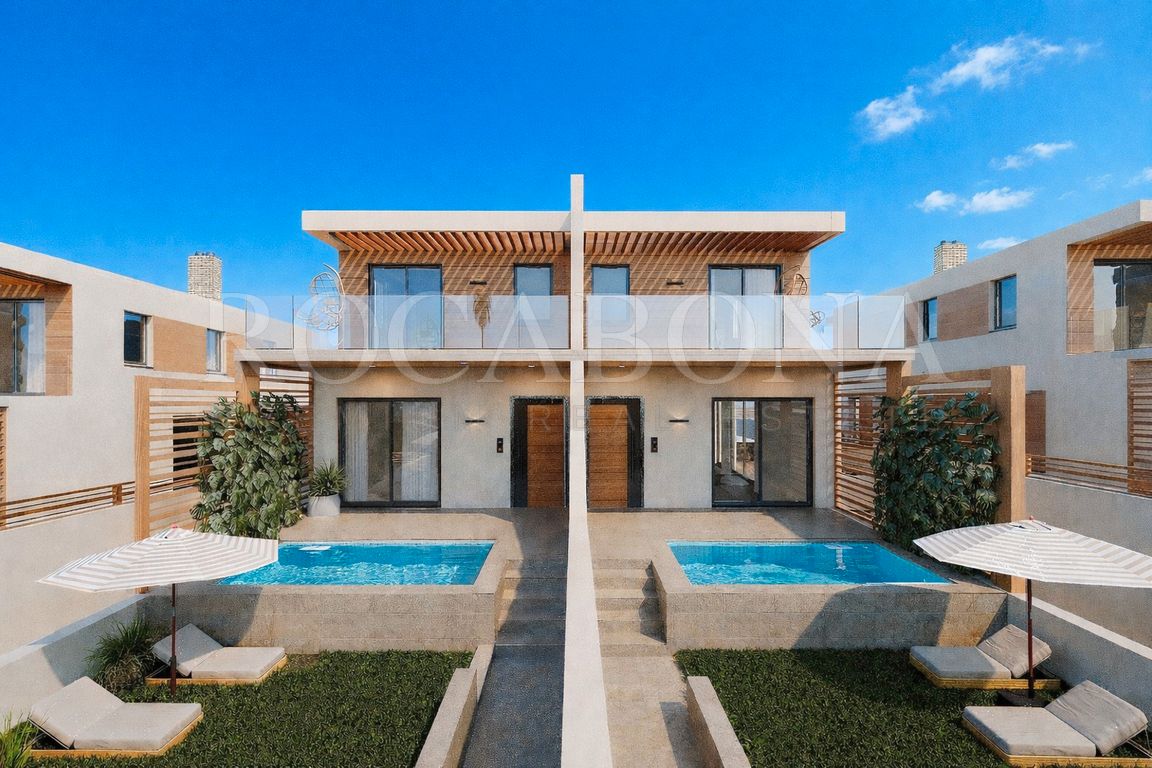 Exterior view of Single-family semi-detached for sale in Cambrils  with Air Conditioner, Heating and Private garden