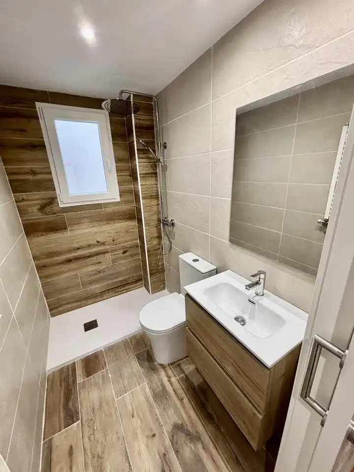 Piso con ascensor en venta en Calle de Eugenia Bueso, imagen 23