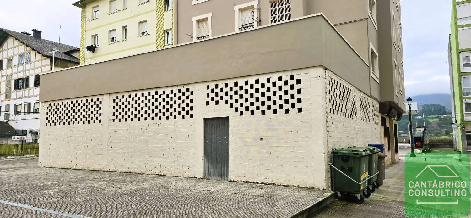Gewerbefläche zum Verkauf in Navia, imagen 2