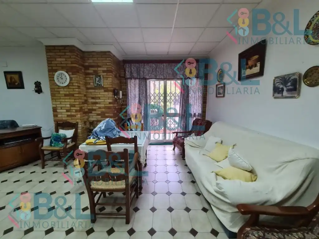 Vista exterior de Casa o chalet en venta en Gibraleón con Terraza