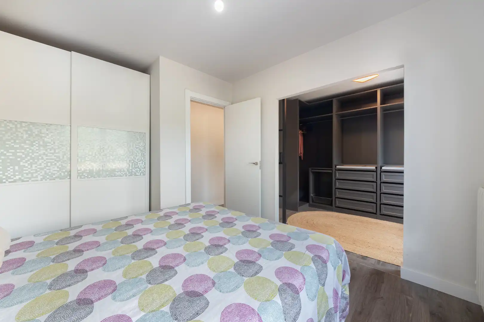 Bedroom of Flat for sale in Castro-Urdiales  with Heating, Parquet flooring and Terrace