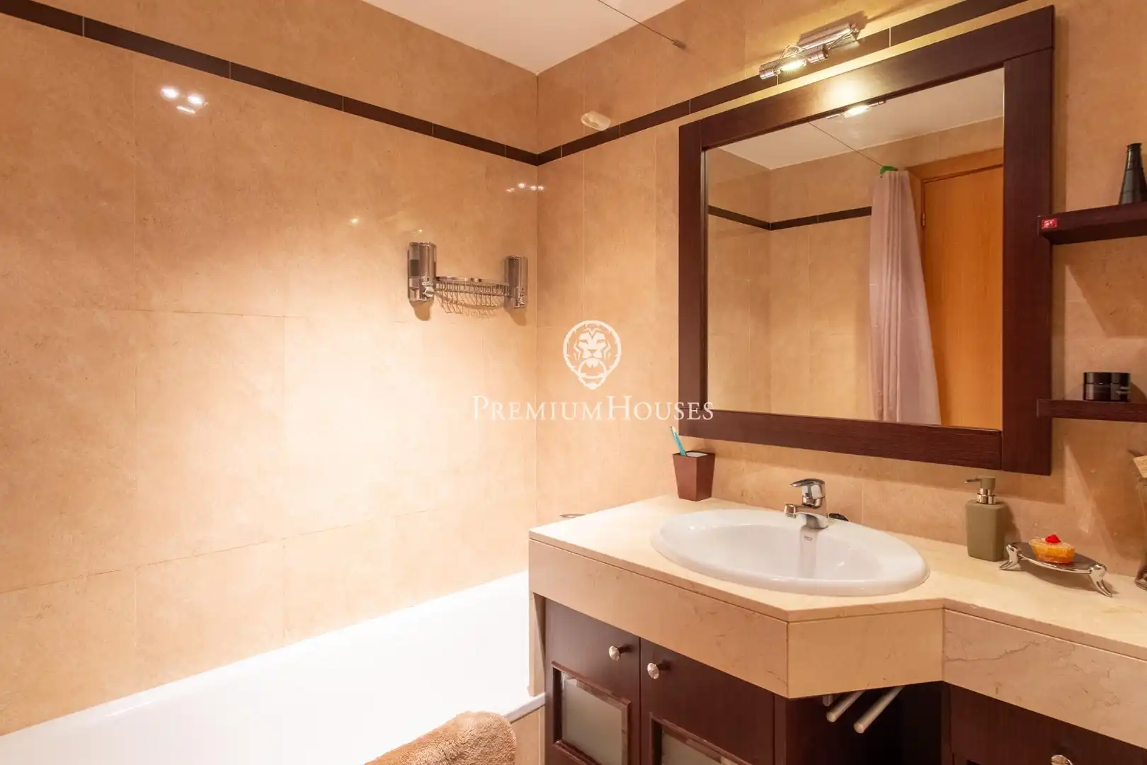 Bathroom of Detached homes for sale in Montgat  with Heating, Private garden and Terrace