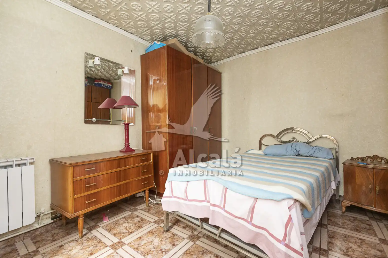 Dormitori de Casa o xalet en venda en Alcalá de Henares amb Calefacció, Traster i Balcó