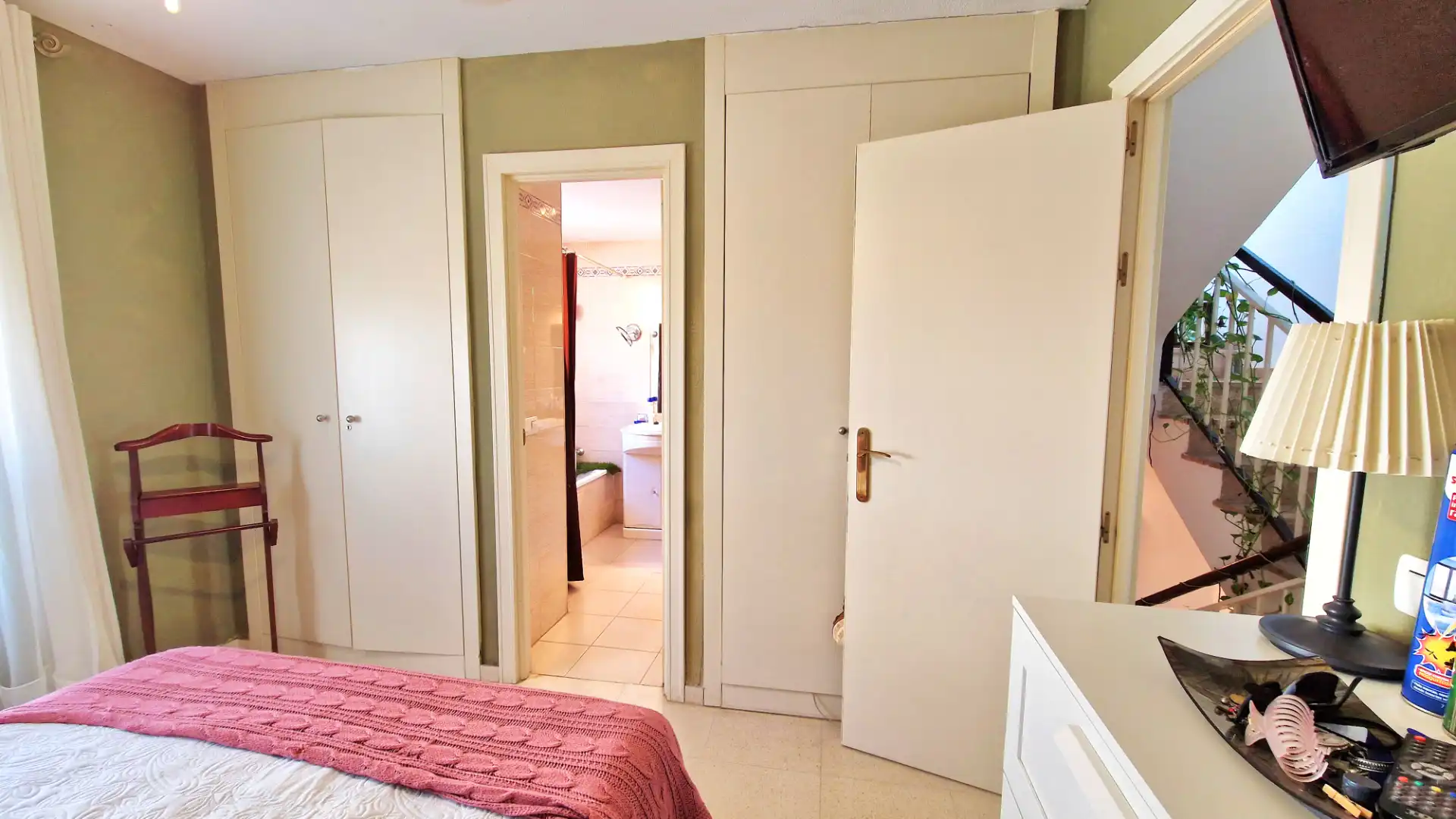 Habitación de Casa adosada en venta en Málaga con Aire acondicionado y Terraza