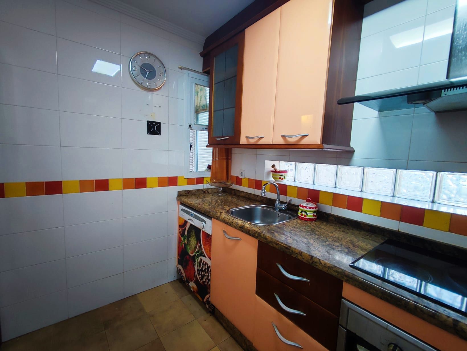 Cuina de Pis en venda en  Huelva Capital amb Balcó