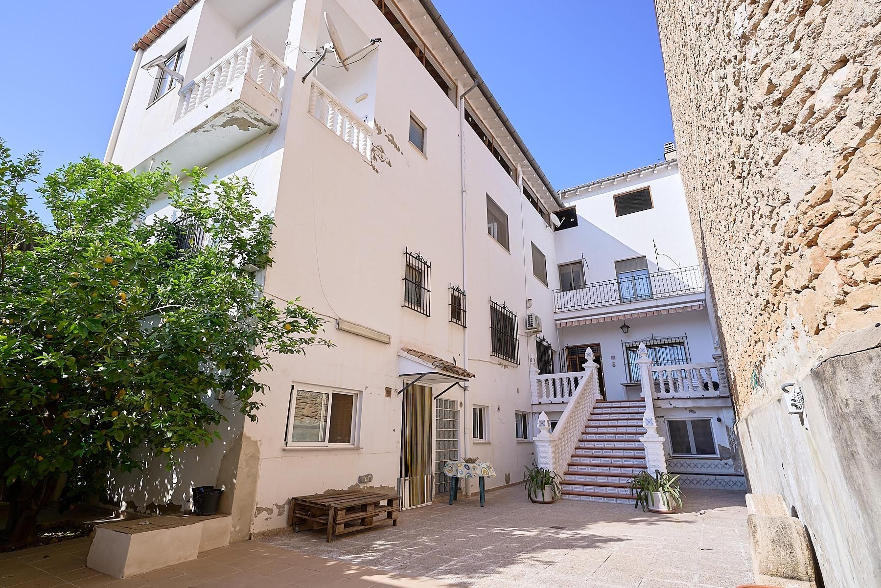 Exterior view of House or chalet for sale in Canals  with Air Conditioner, Terrace and Storage room