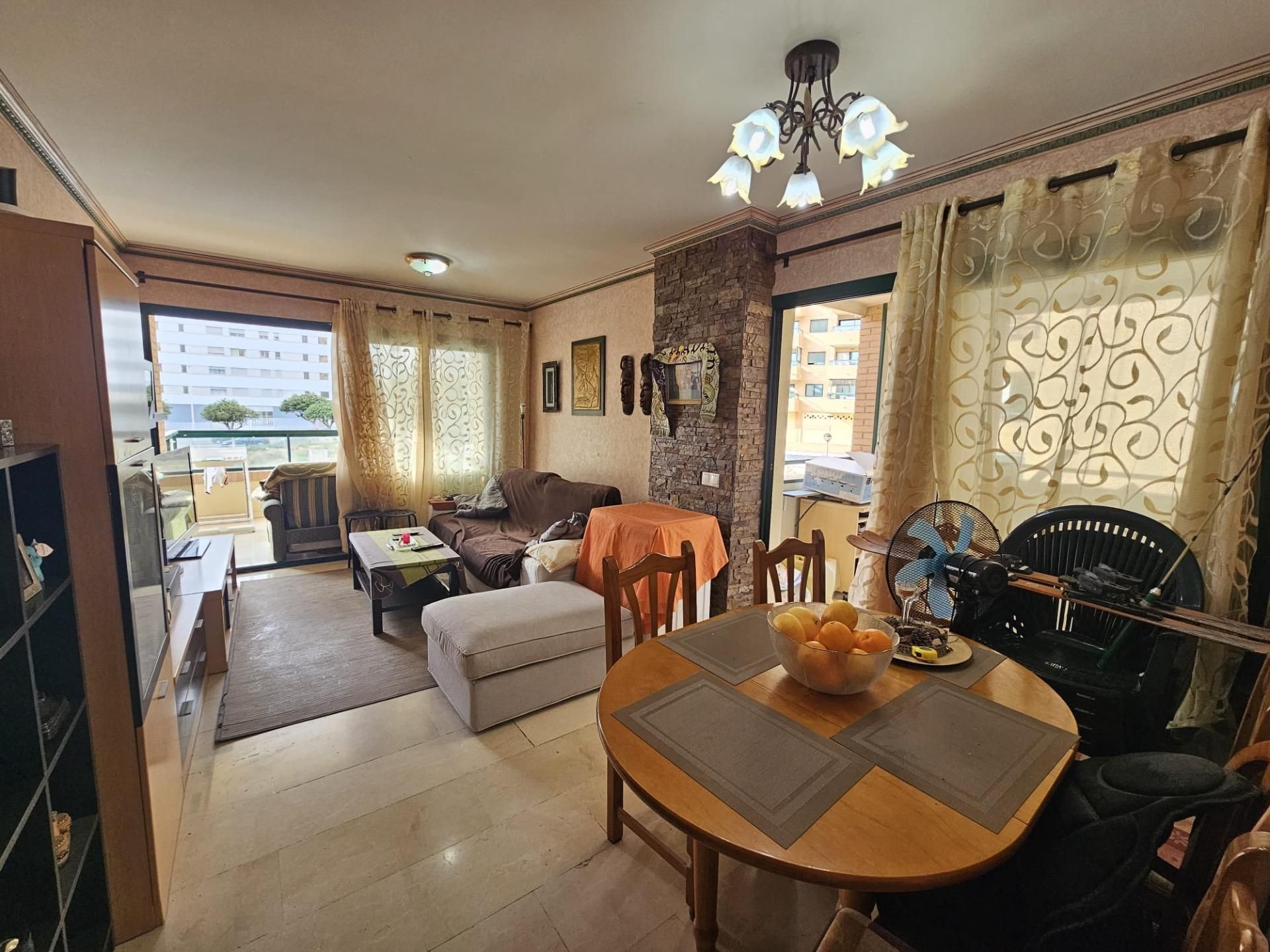 Vista exterior de Apartament en venda en Villajoyosa / La Vila Joiosa amb Aire condicionat, Terrassa i Piscina comunitària