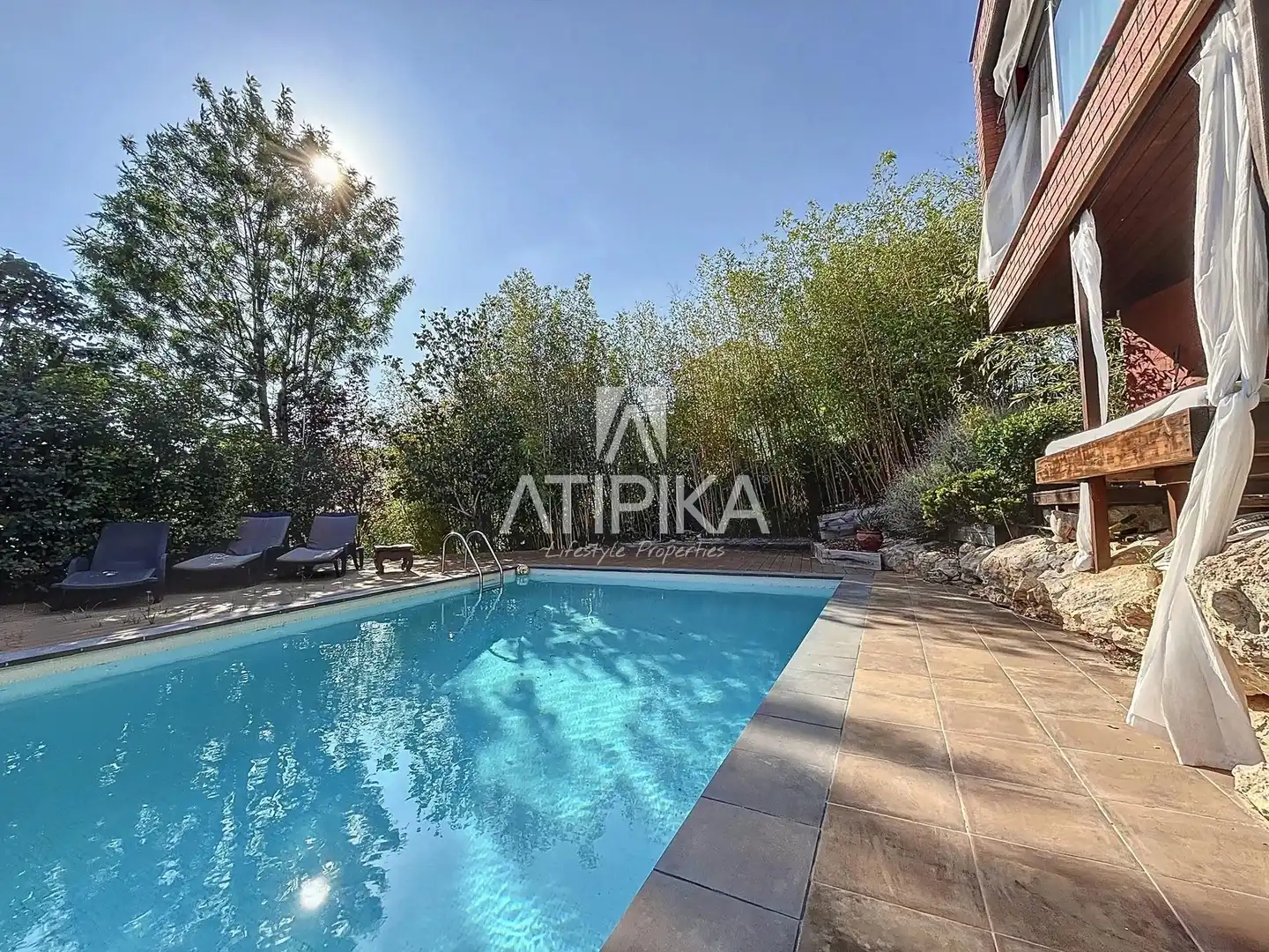 Piscina de Casa o xalet en venda en Sitges amb Aire condicionat, Calefacció i Terrassa