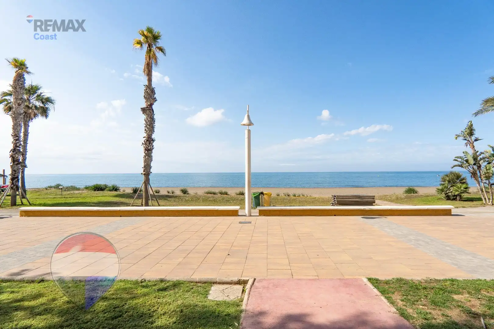 Vista exterior de Apartamento de alquiler en Rincón de la Victoria con Aire acondicionado, Calefacción y Amueblado