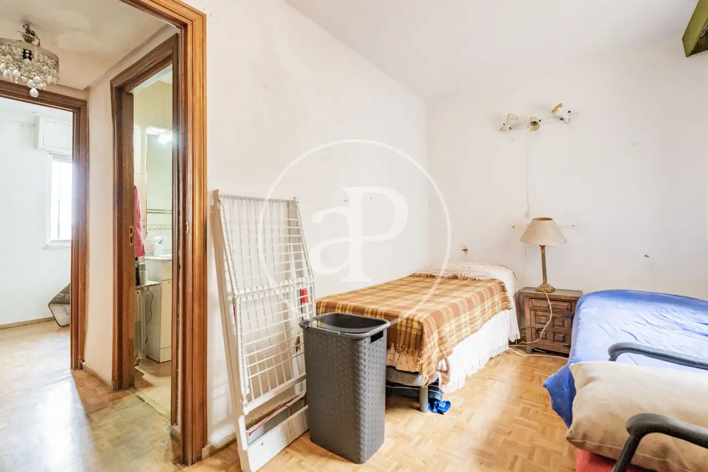 Habitación de Ático en venta en Madrid con Calefacción y Terraza