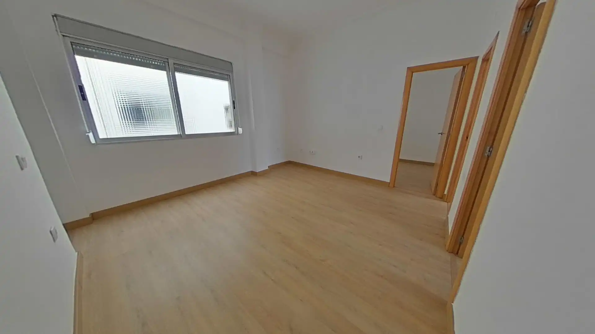 Bedroom of Flat for sale in Valencia