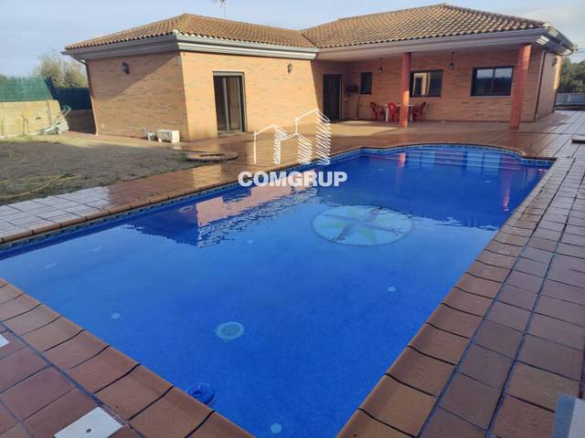 Casa-chalet en Venta en Caldes de Malavella