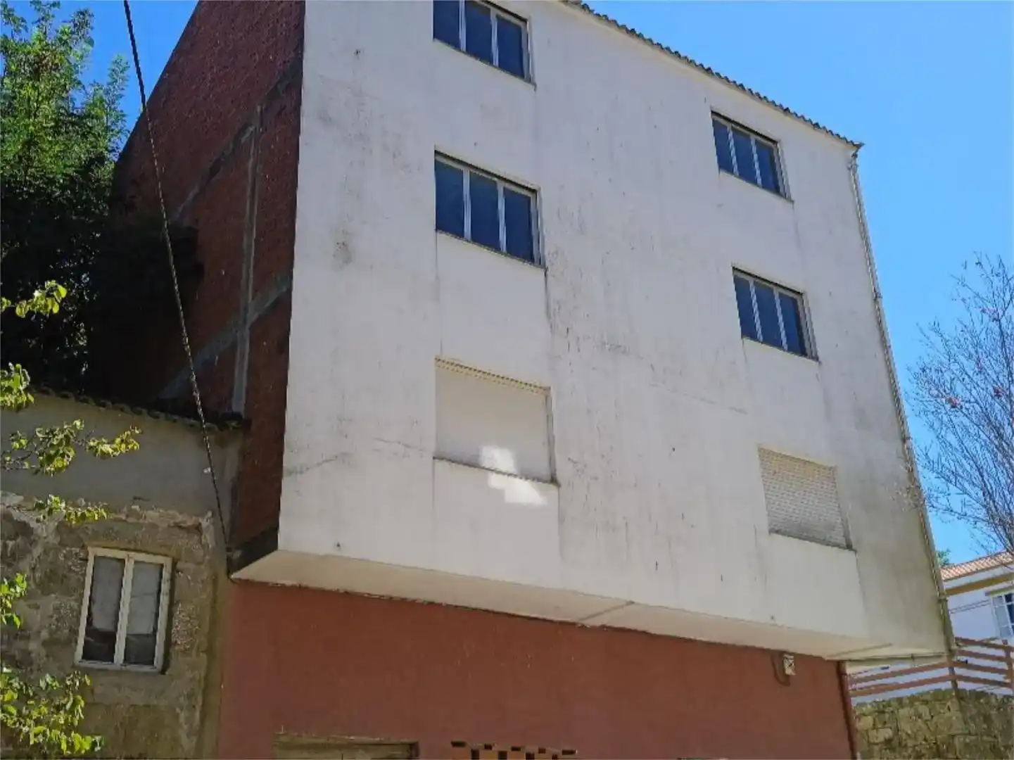Vista exterior de Casa adosada en venta en Muros