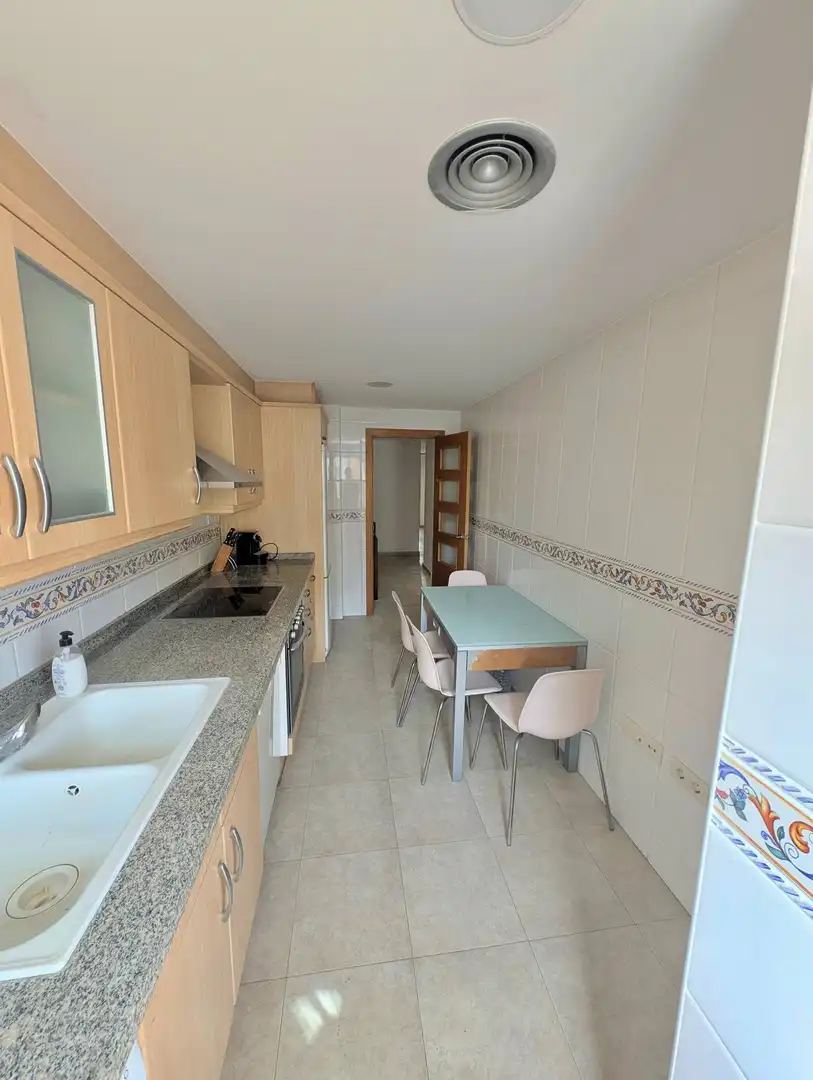 Appartement compact avec terrasse à louer à REI EN JAUME, imagen 6