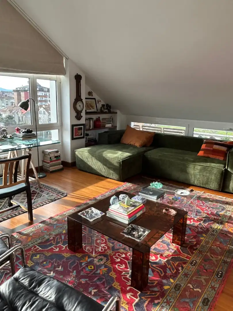 Sala de estar de Dúplex en venta en Santander con Calefacción, Parquet y Terraza