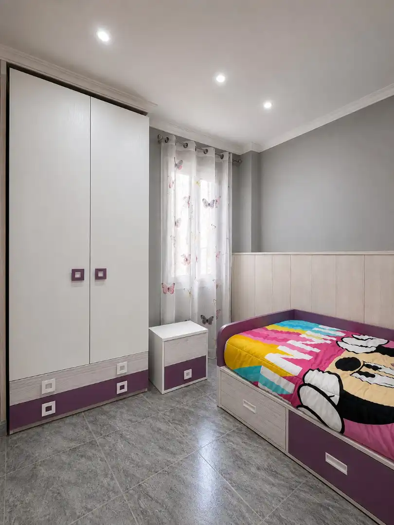 Habitación de Piso en venta en El Prat de Llobregat con Aire acondicionado, Calefacción y Balcón