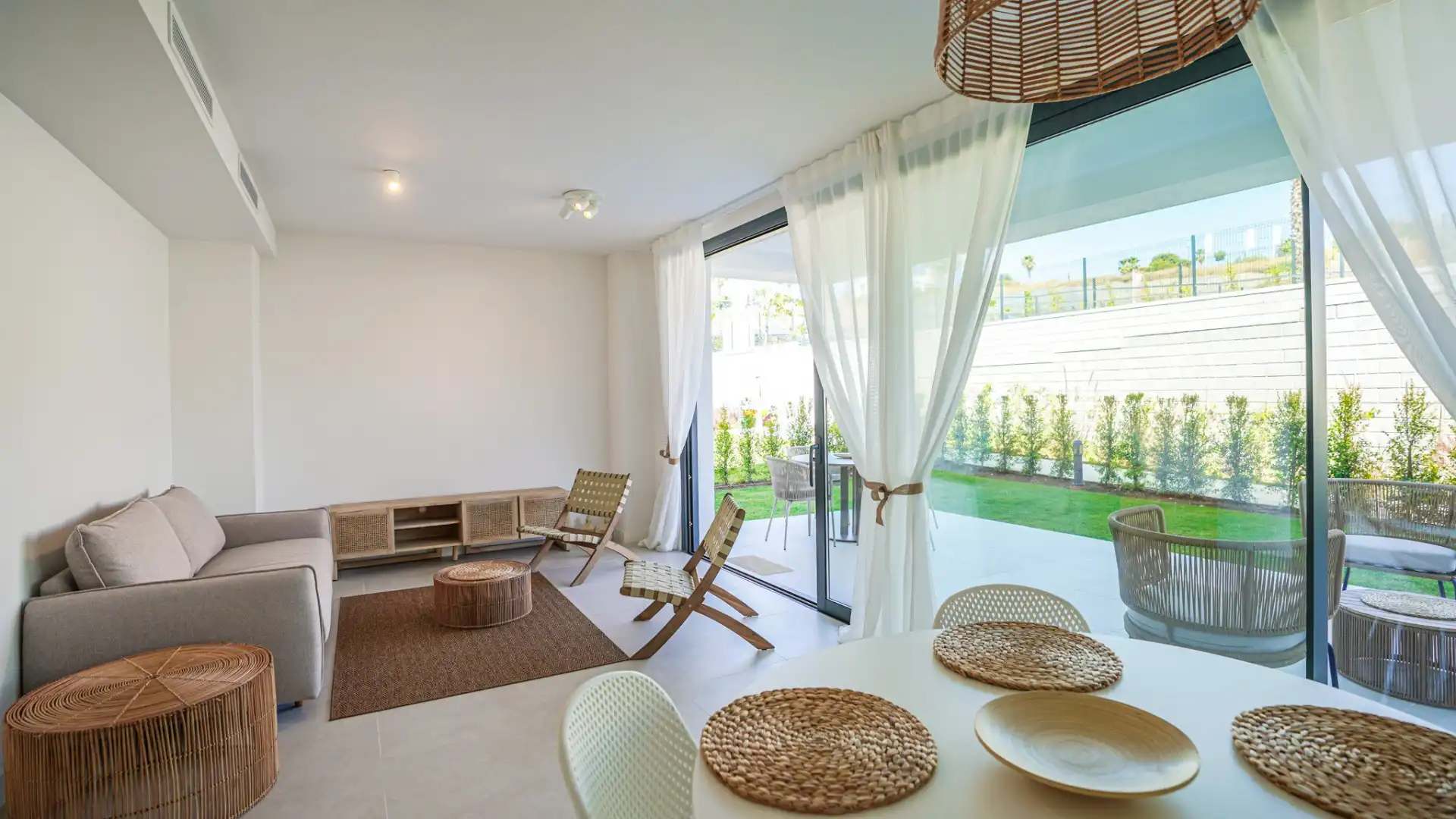 Ground floor for rent in La Concha - Resina Golf