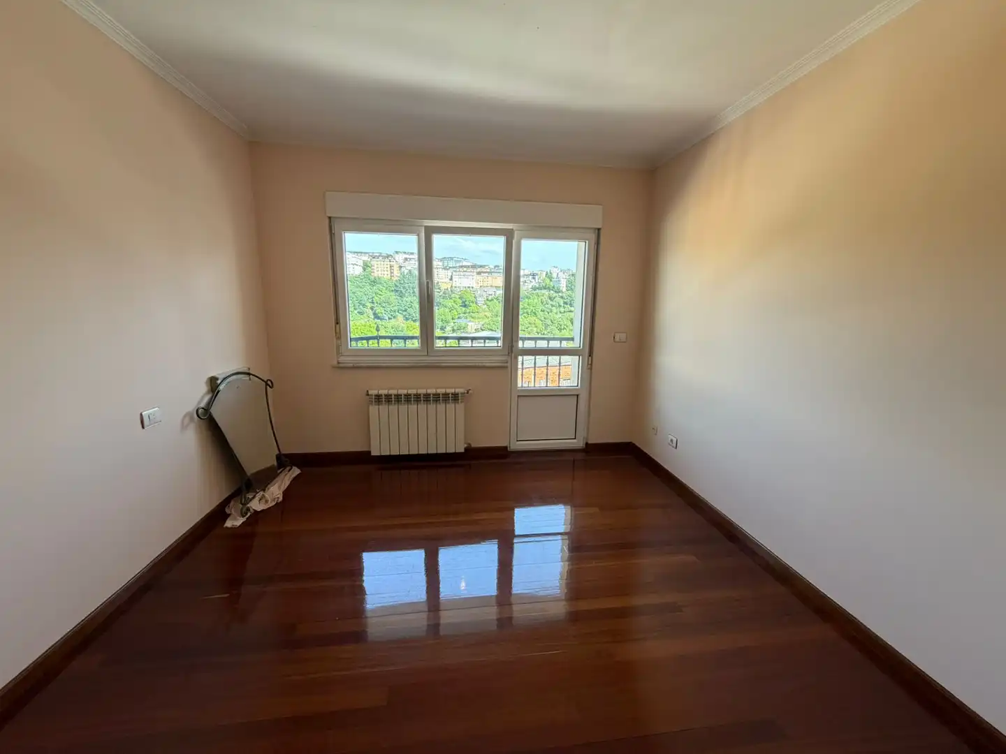 Habitación de Casa o chalet en venta en Lugo con Calefacción, Terraza y Balcón