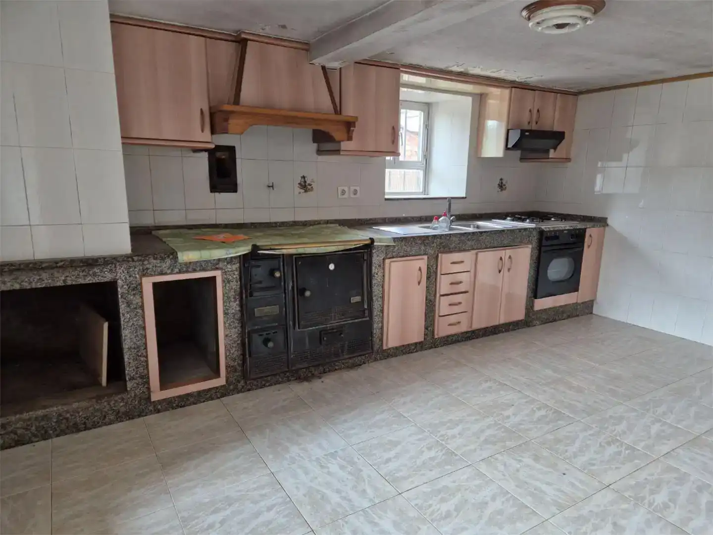 Cocina de Piso en venta en Santa Comba