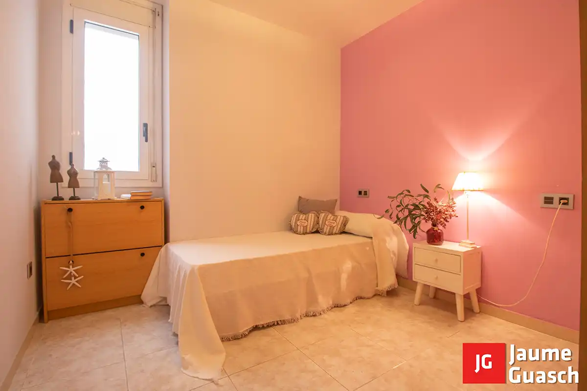 Bedroom of Flat for sale in Torredembarra  with Air Conditioner, Heating and Oven