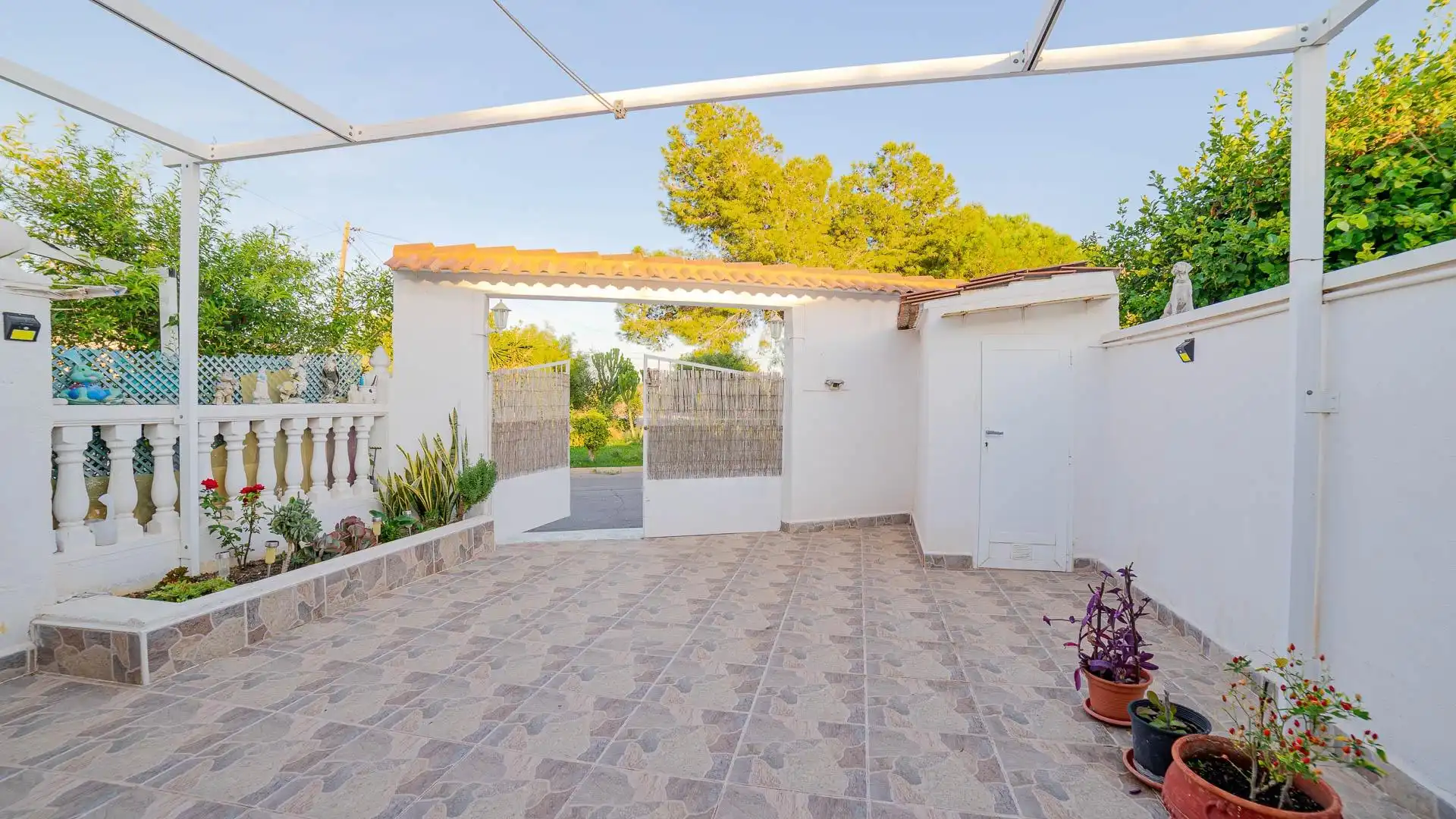 Casa o chalet en venta en Calle LUNA, 322, Zona Carrefour - Urbanizaciones