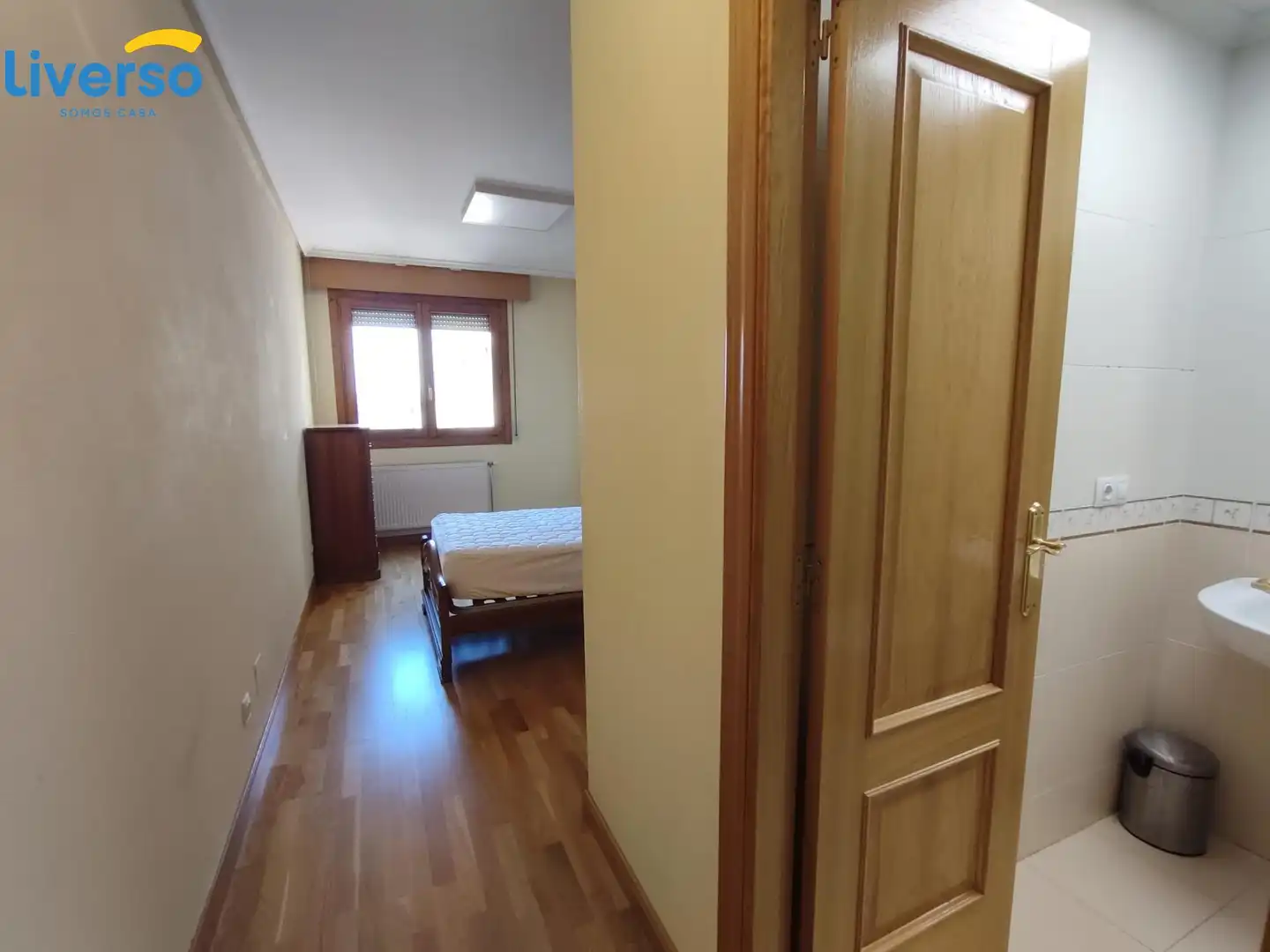 Habitación de Piso de alquiler en Burgos con Calefacción, Trastero y Amueblado