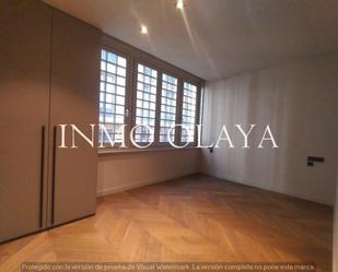 Bedroom of Flat for sale in  Barcelona Capital  with Air Conditioner and Terrace