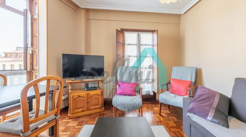 Foto 2 de Pis de lloguer a San Isidoro, Casco Histórico, Oviedo