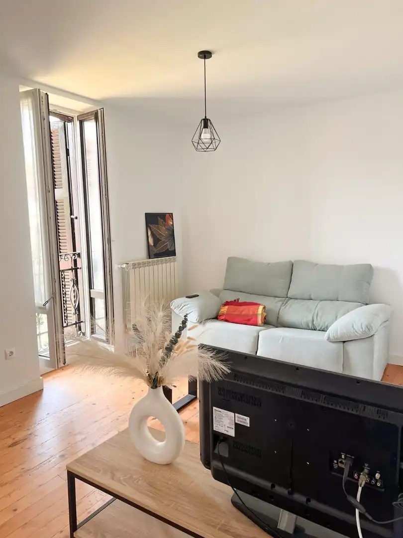 Wohnzimmer von Wohnung zur Miete in Baztan mit Abstellraum