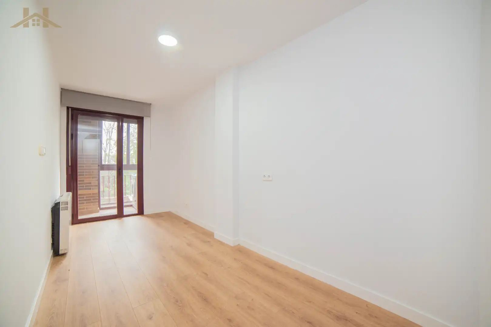 Bedroom of Flat for sale in Pinto  with Air Conditioner, Heating and Storage room