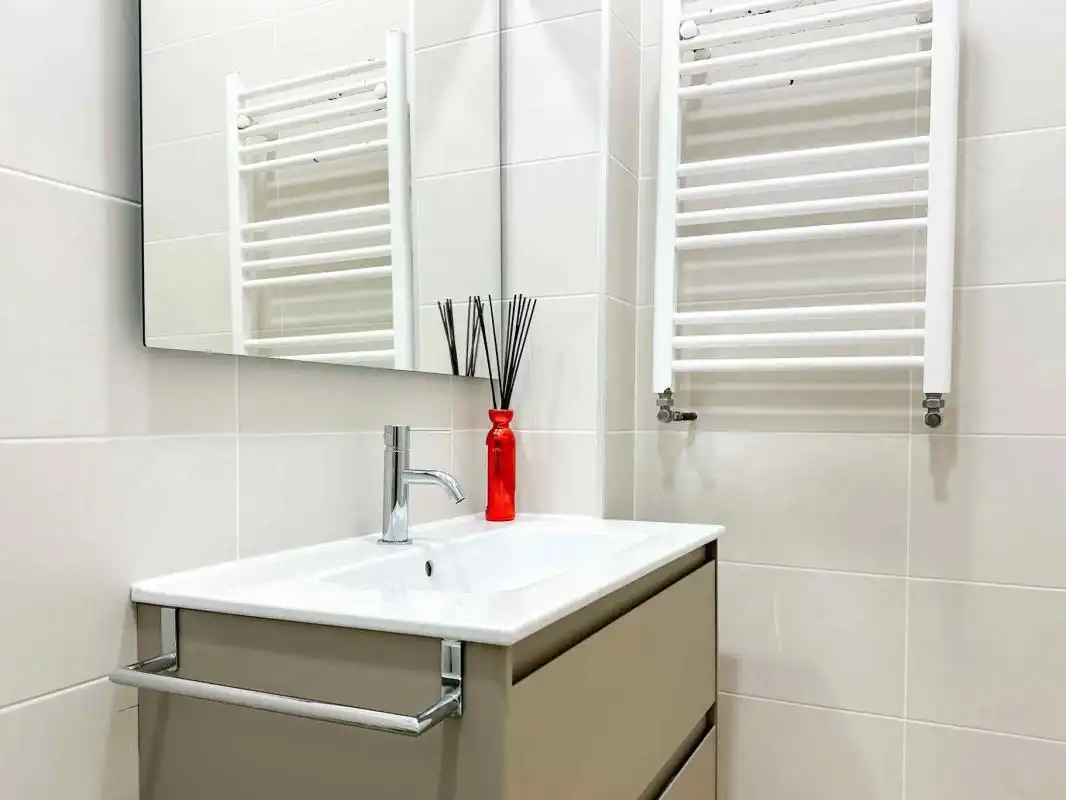Baño de Planta baja de alquiler en Madrid con Calefacción y Amueblado