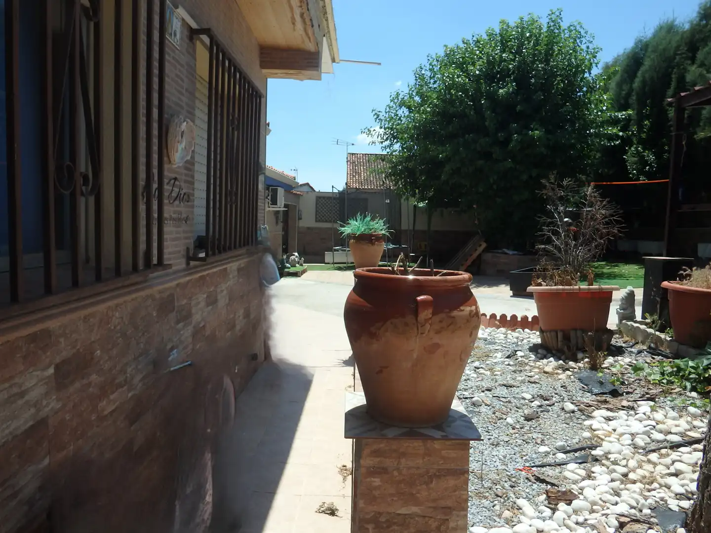 Jardí de Casa o xalet en venda en Cedillo del Condado amb Aire condicionat, Calefacció i Jardí privat