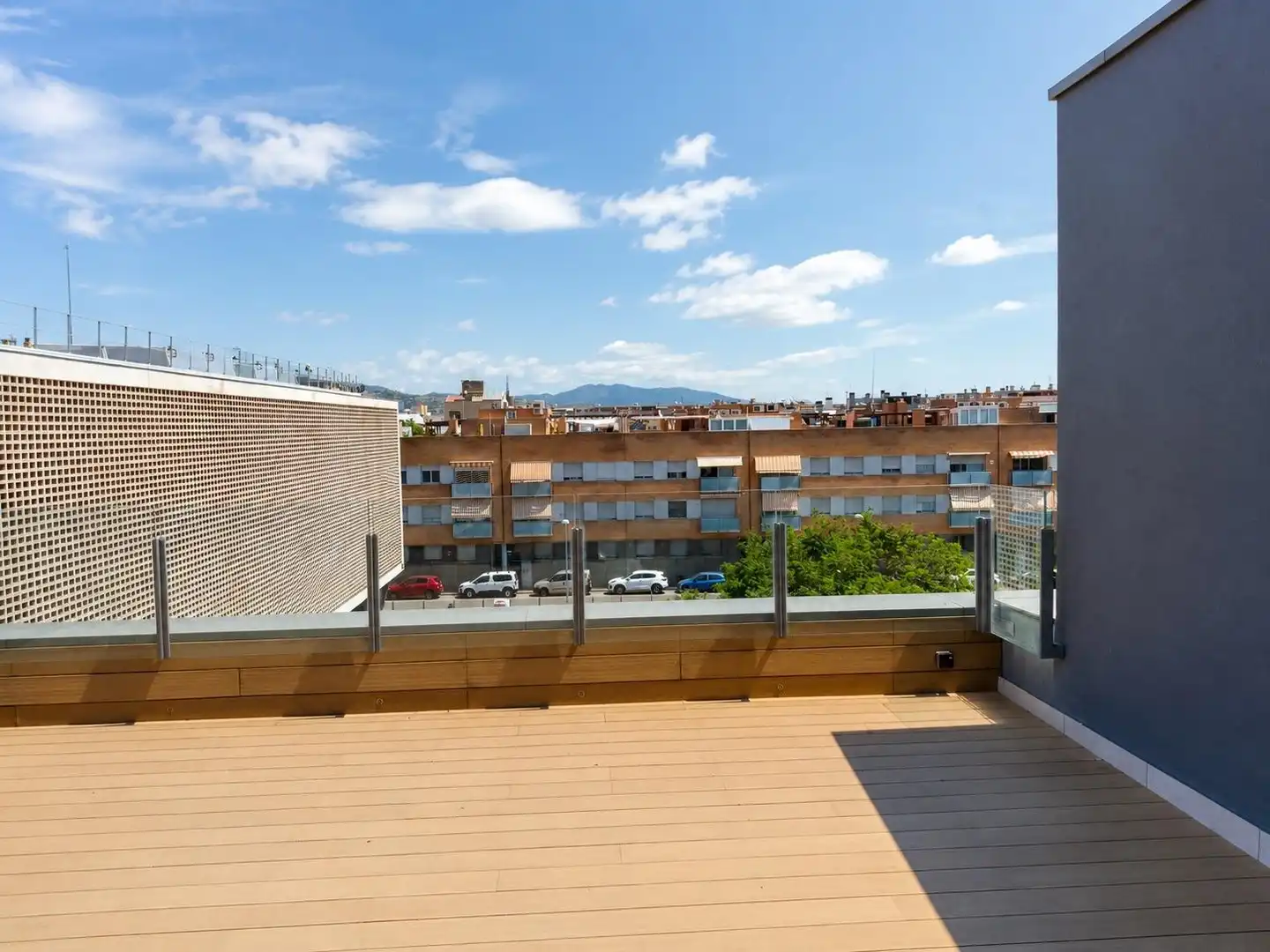 Terrace of Attic for rent in Badalona  with Air Conditioner, Heating and Parquet flooring