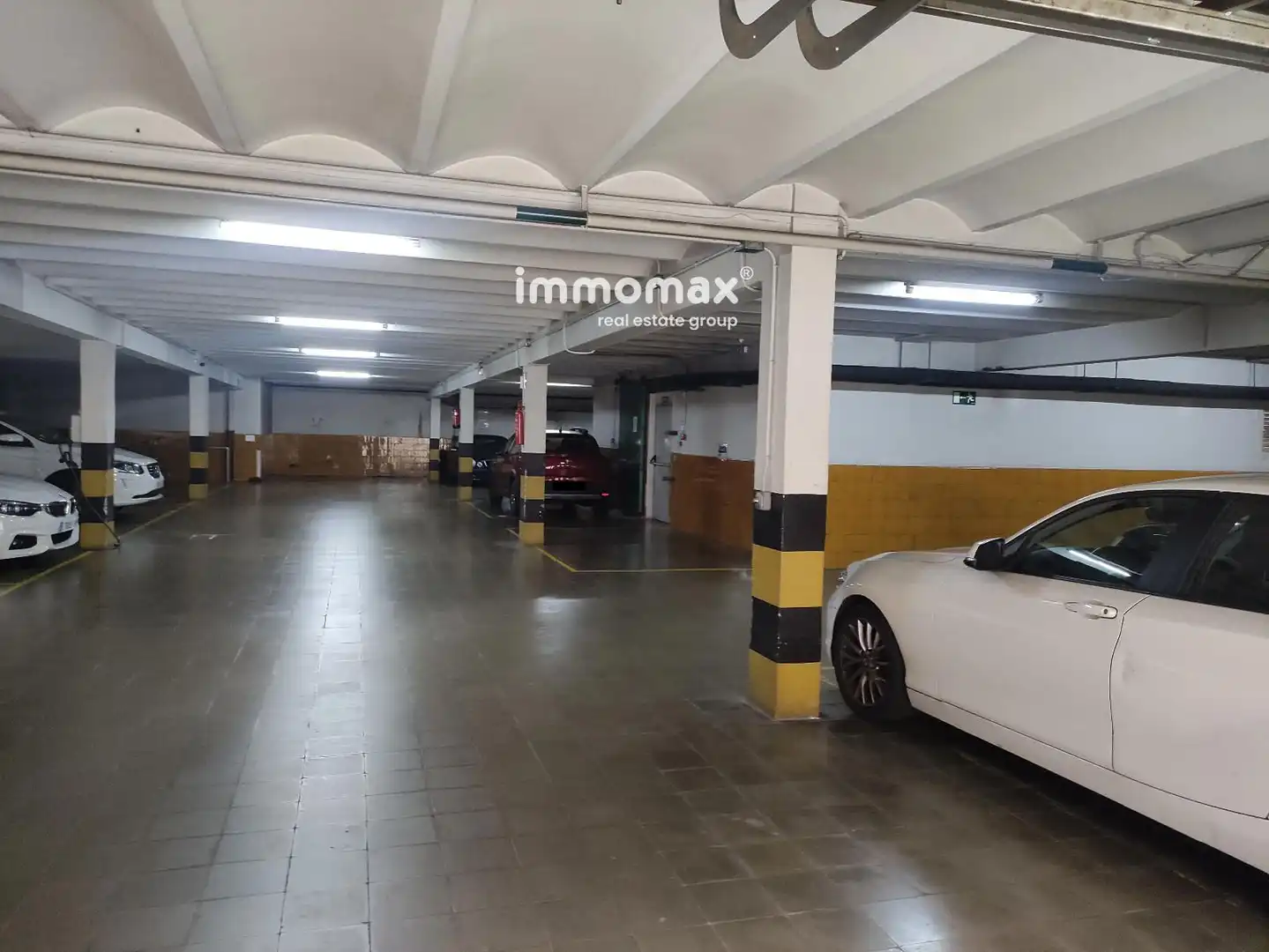 Garage for rent in Angli, Les Tres Torres