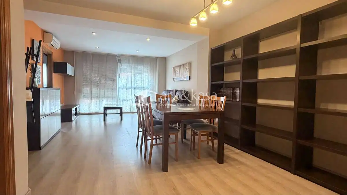 Esszimmer von Wohnung zur Miete in Valencia mit Klimaanlage, Abstellraum und Möbliert